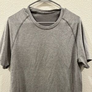 lululemon athletica Gray Short Sleeve Tee